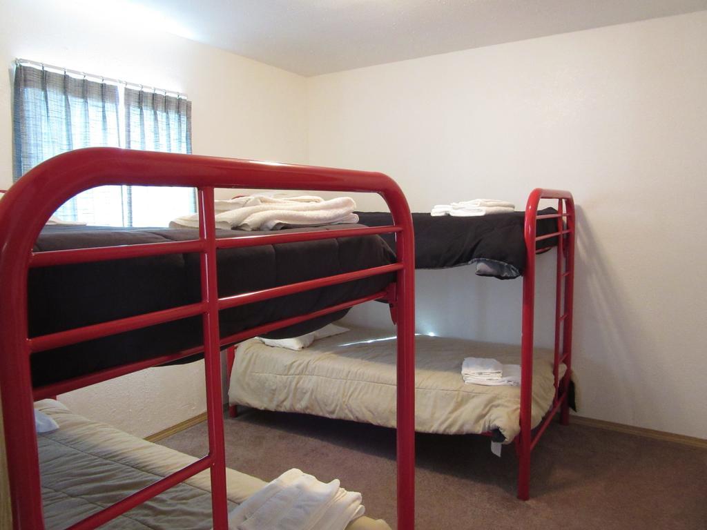All Seasons Campground Ninilchik Room photo