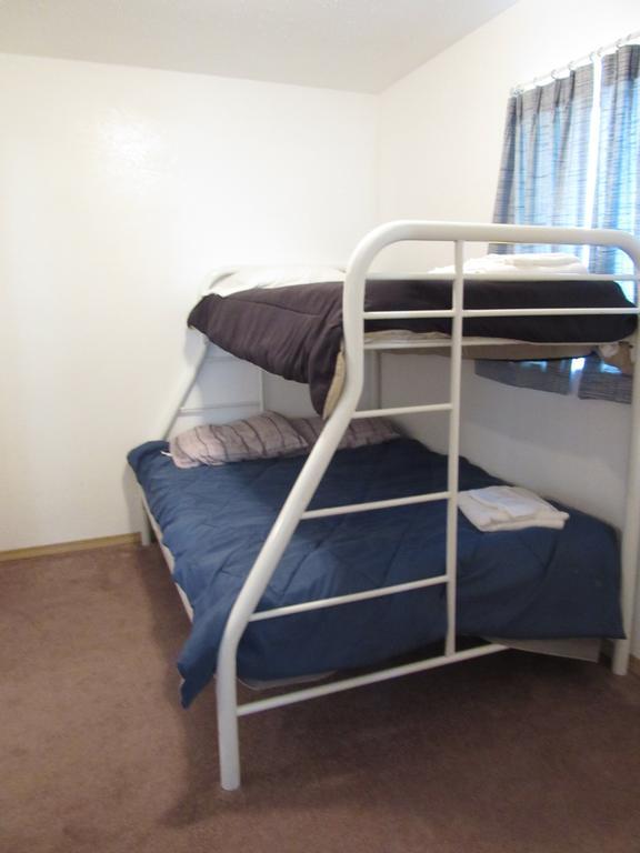 All Seasons Campground Ninilchik Room photo