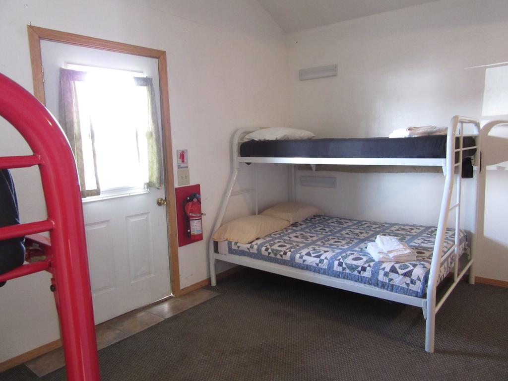All Seasons Campground Ninilchik Room photo